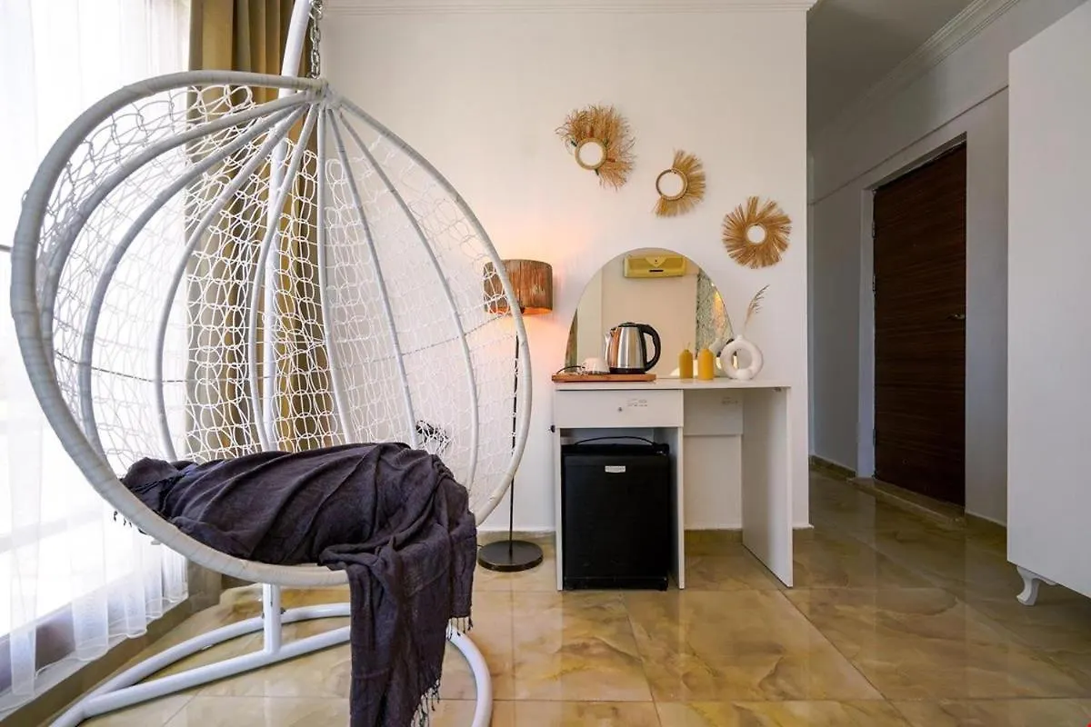 Belong Butik Otel Çeşme Hostel