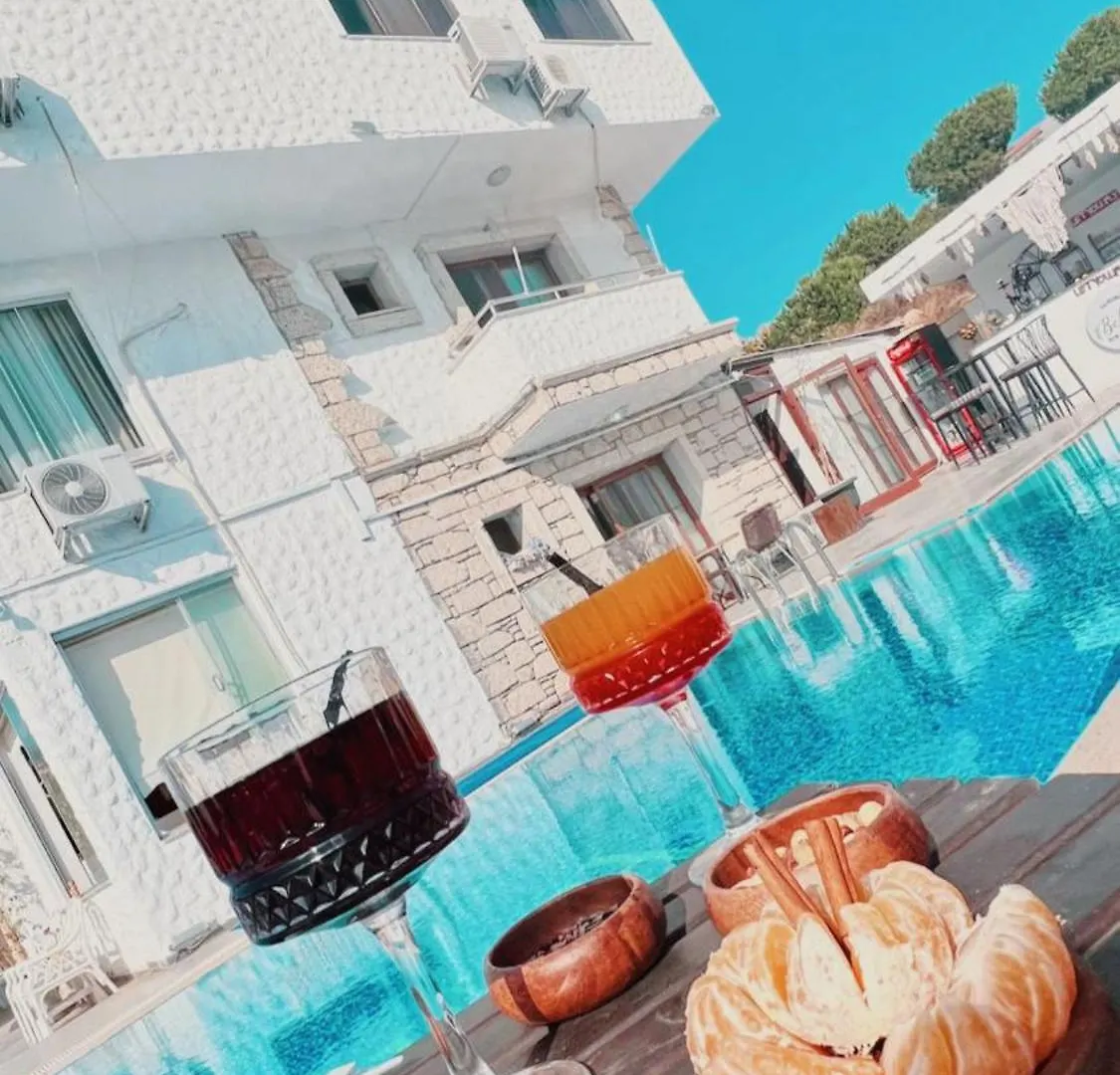 Belong Butik Otel Çeşme Türkei