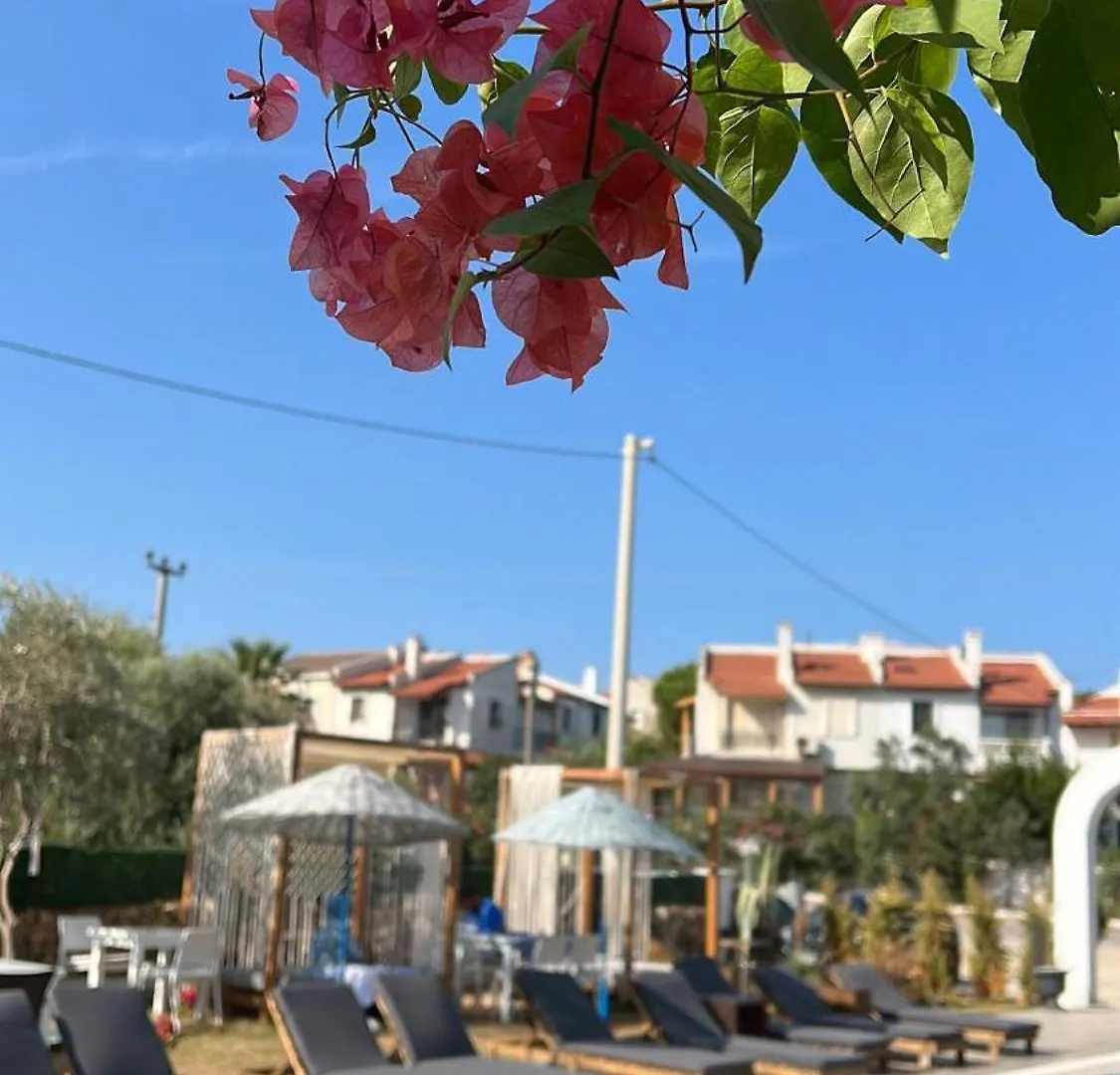 Belong Butik Otel Çeşme