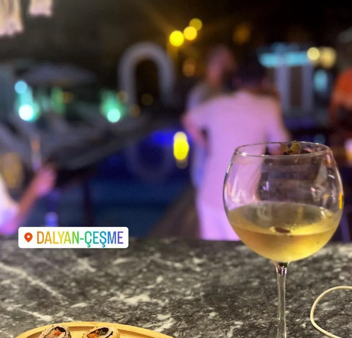 Belong Butik Otel Çeşme