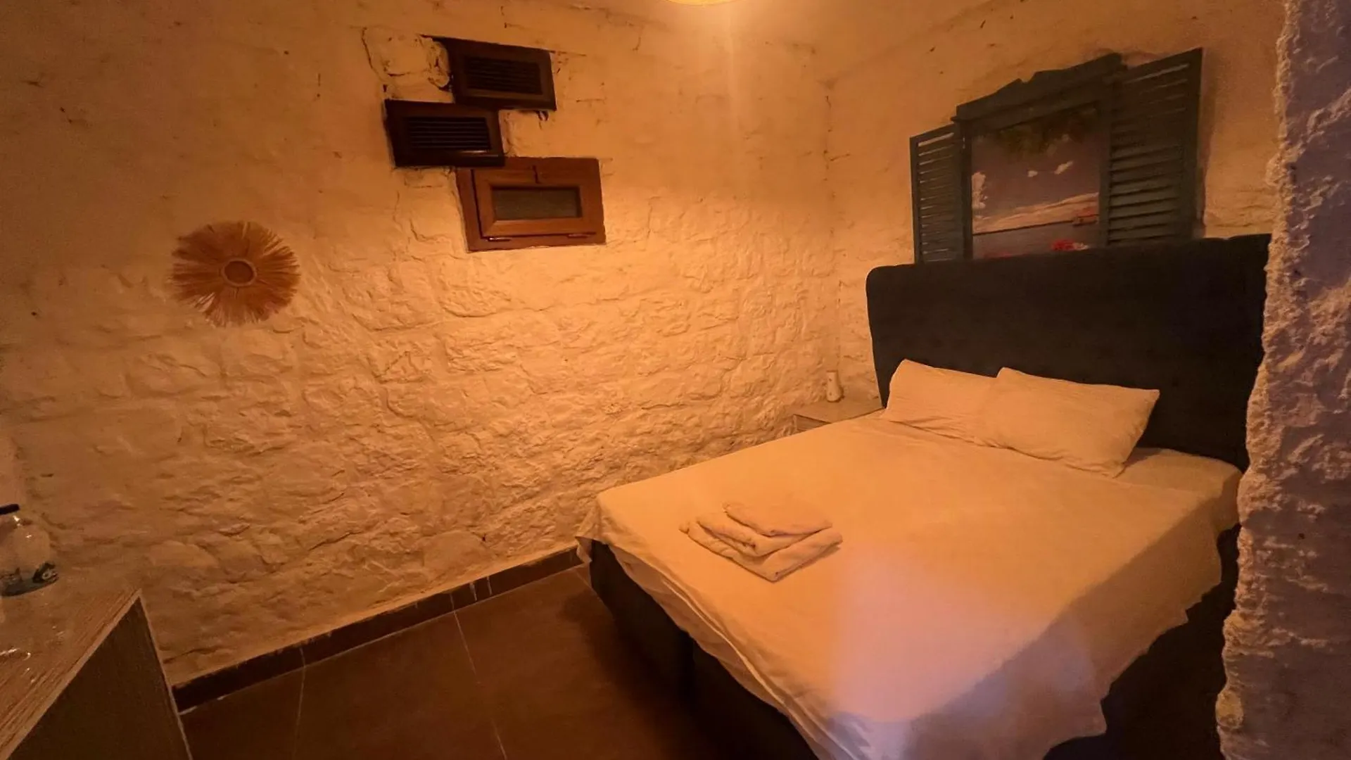 Belong Butik Otel Çeşme Hostel